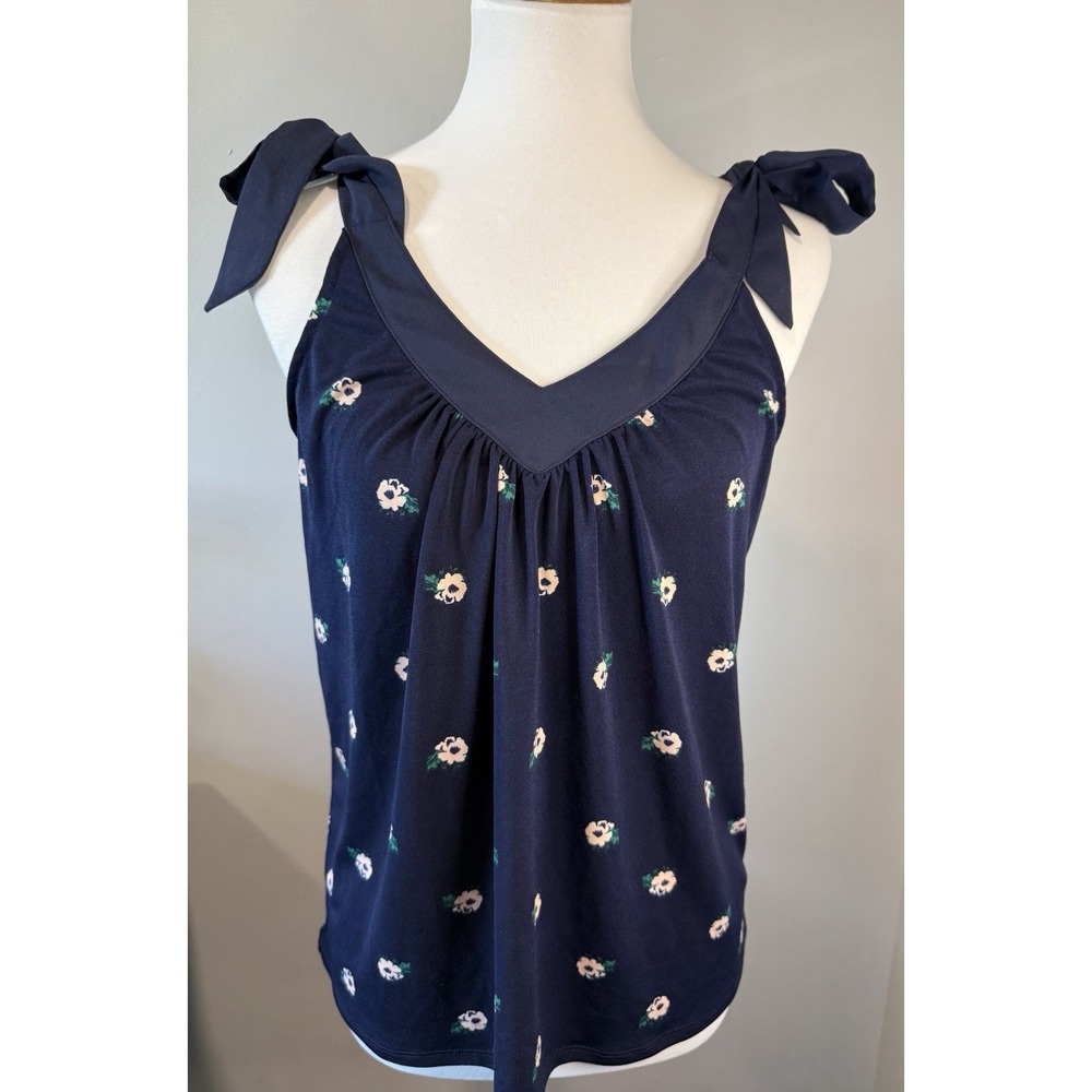 Banana Republic Women's Blue Sleeveless Top‎ Size Small Pre Owned Good Condition